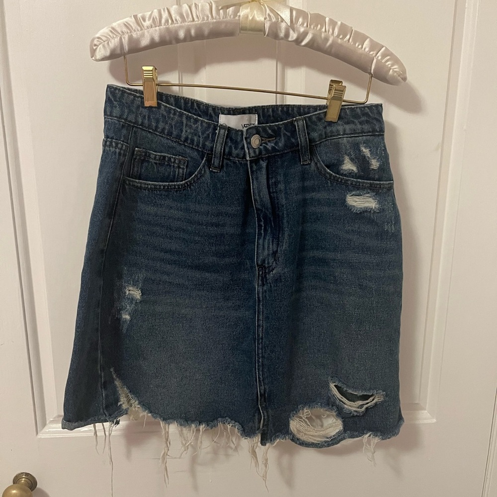 Blue denim skirt with Stylish rips